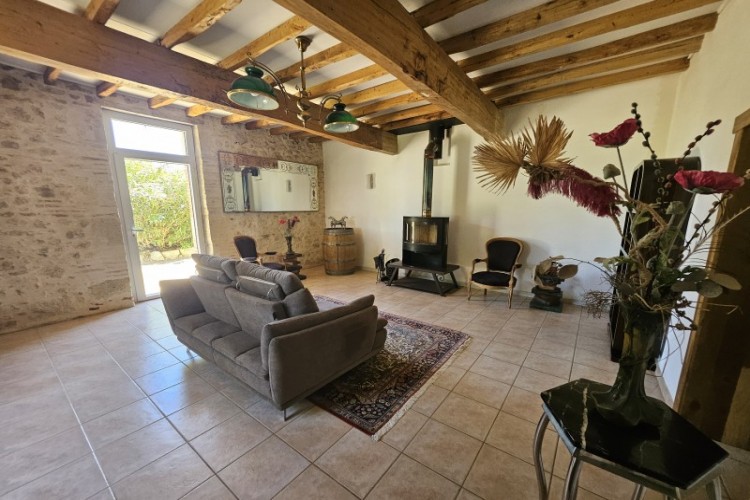 Property For Sale: Auvillar, Tarn-et-Garonne, France 