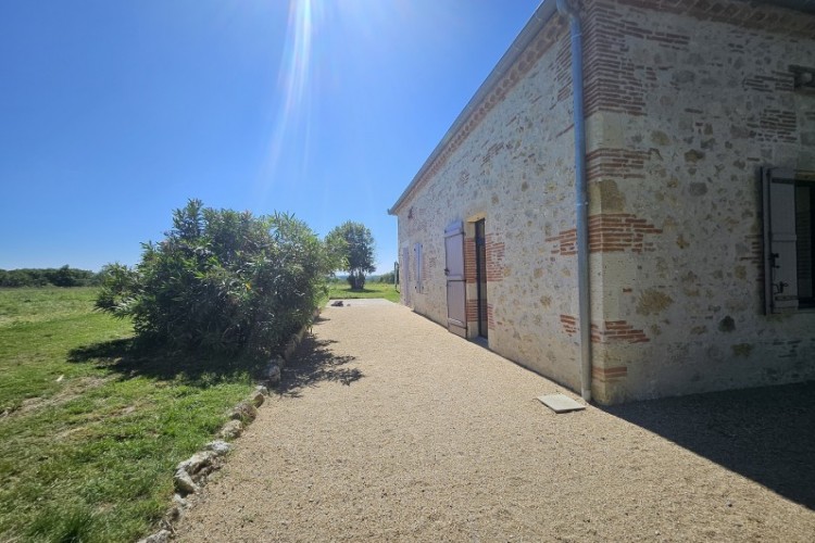 Property For Sale: Auvillar, Tarn-et-Garonne, France 