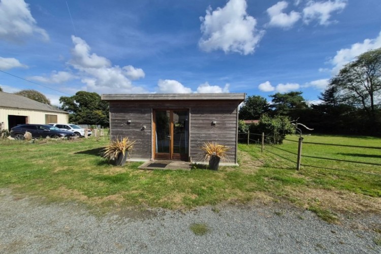 Property For Sale: Guingamp, Côtes-dArmor, France 