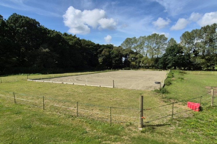 Property For Sale: Guingamp, Côtes-dArmor, France 