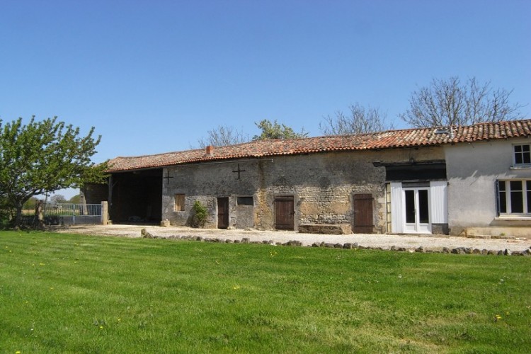 Property For Sale: vienne, Vienne, France 