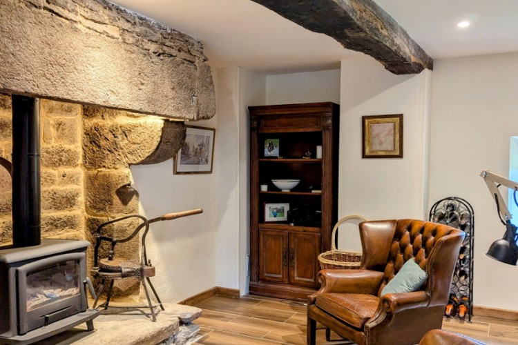 Property For Sale: Lignol, Morbihan, France 