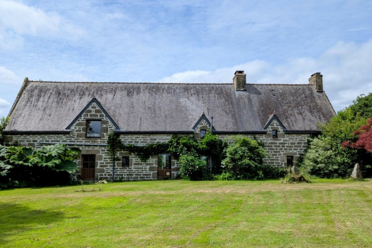 Property For Sale: Lignol, Morbihan, France 