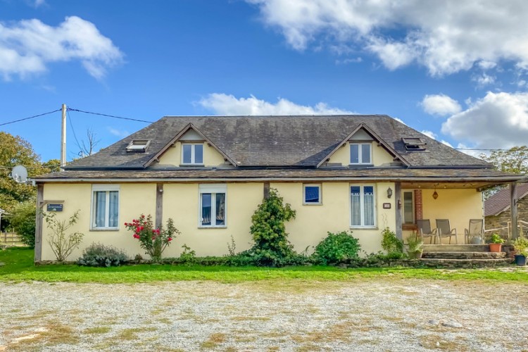 Property For Sale: correze, Corrèze, France 