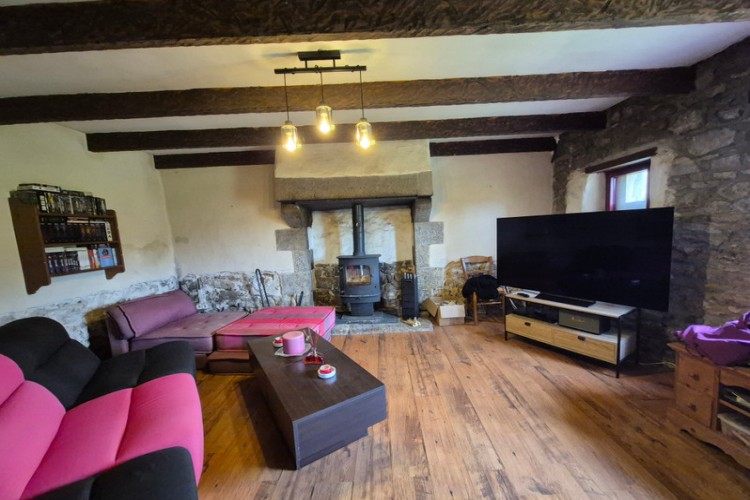 Property For Sale: Kerien, Côtes-dArmor, France 