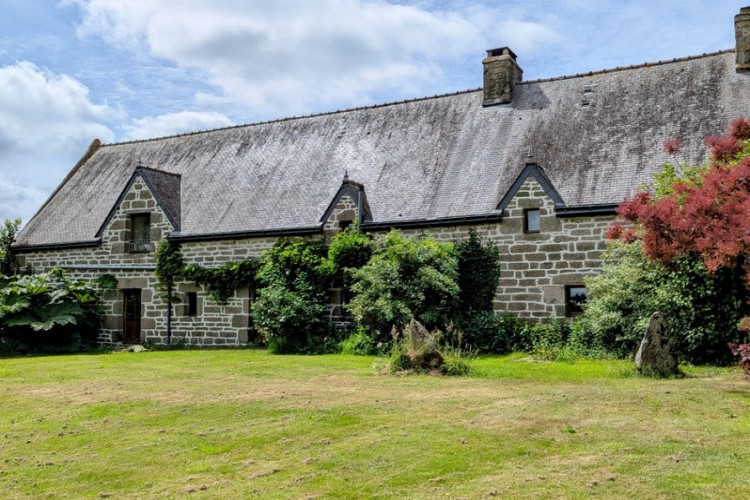 Property For Sale: Lignol, Morbihan, France 