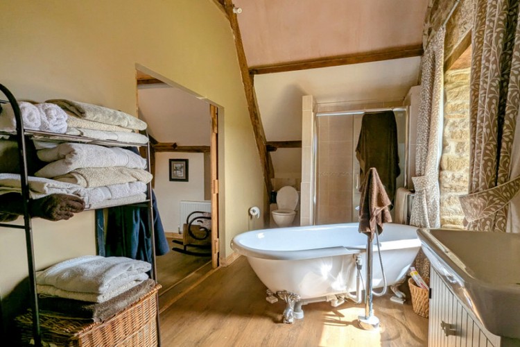 Property For Sale: Lignol, Morbihan, France 