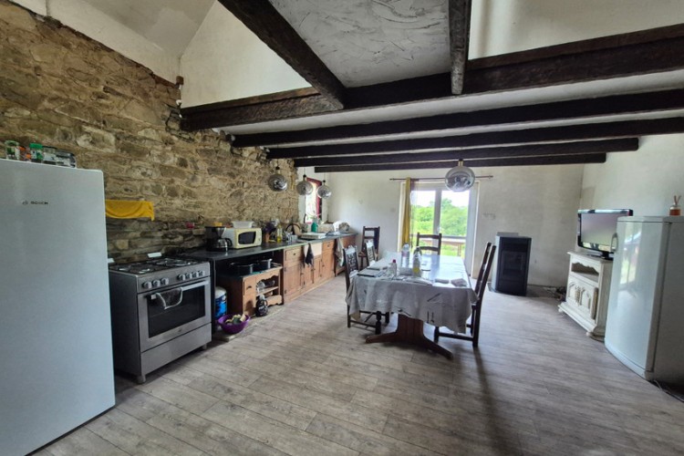 Property For Sale: Kerien, Côtes-dArmor, France 