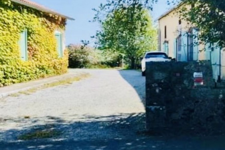 Property For Sale: D'Orthez, Pyrenees-Atlantiques, France 