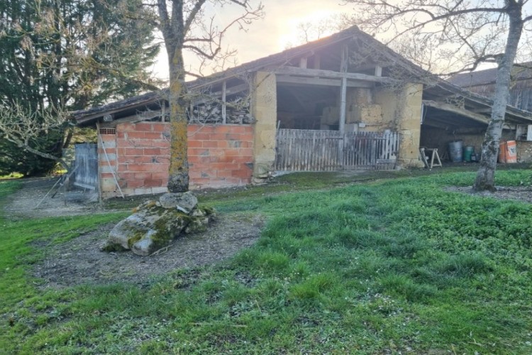 Property For Sale: Tachoires, Gers, France 