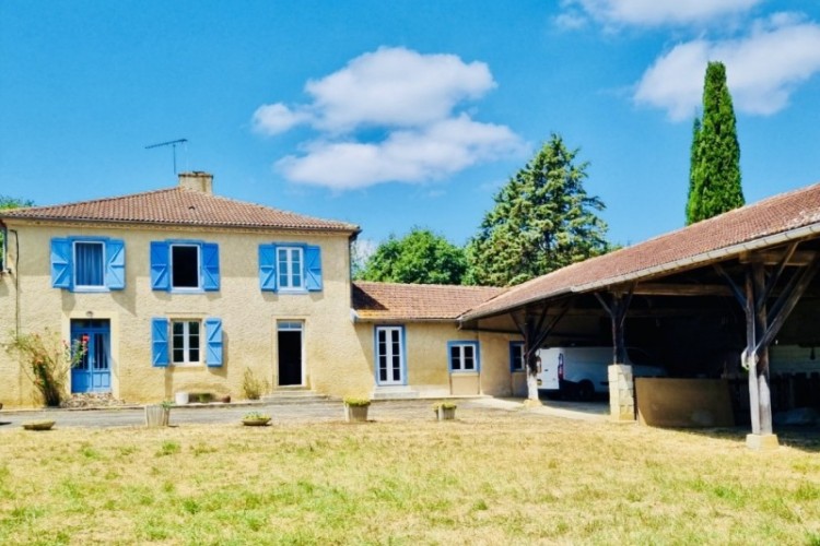 Property For Sale: Sessian, Gers, France 