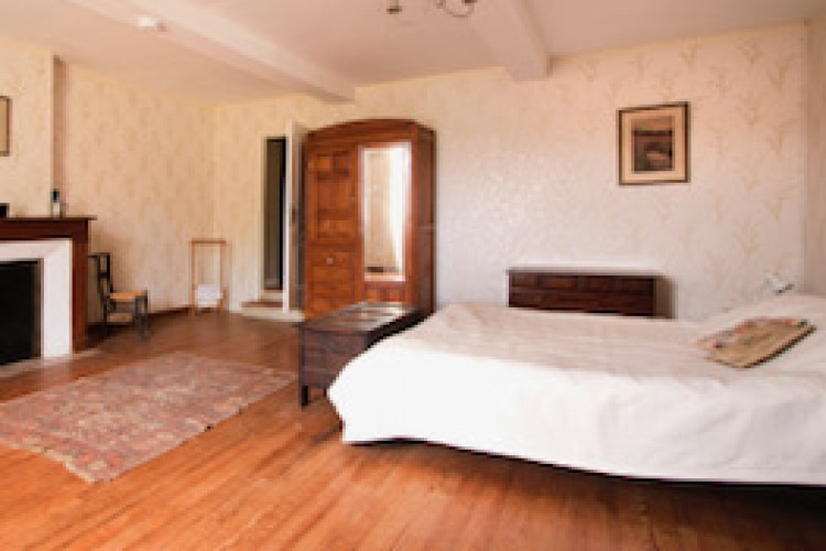 Property For Sale: Trie sur Baise, Hautes-Pyrénées, France 