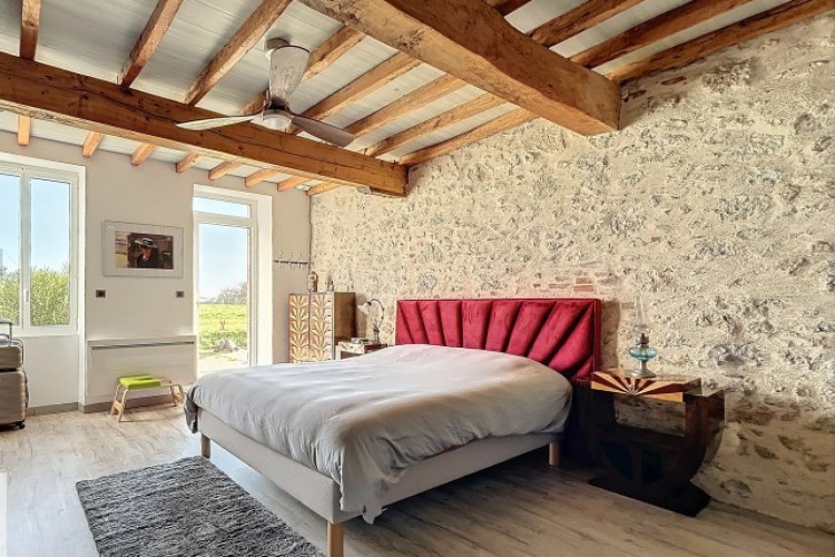 Property For Sale: Auvillar, Tarn-et-Garonne, France 